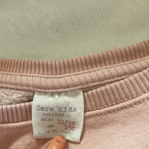 Beautiful top for kids in light pink - Picture 2 of 3